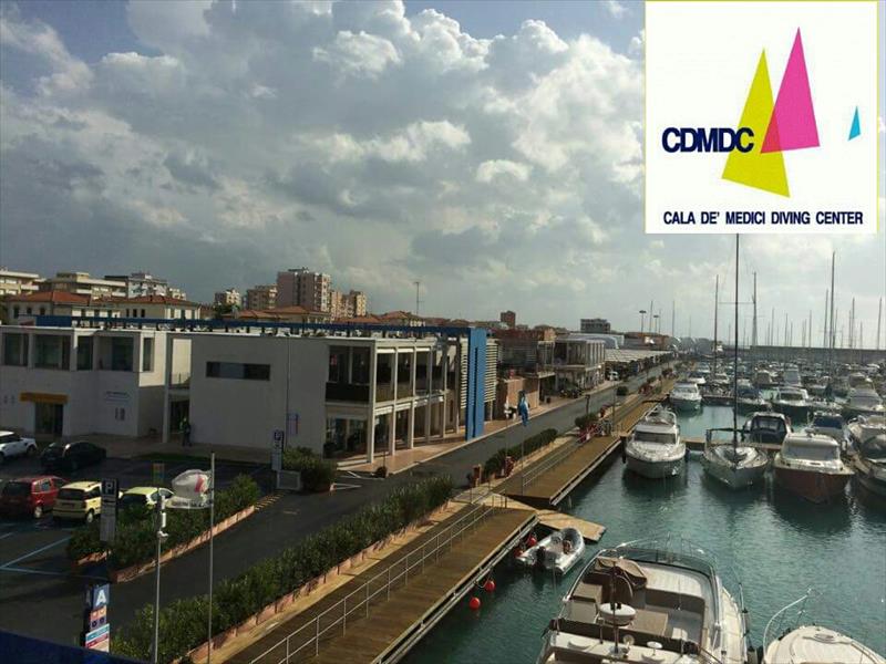 Foto Cala de� Medici Diving Center - immagine 2