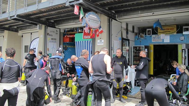 Foto Diving Center Punta Mesco - immagine 1